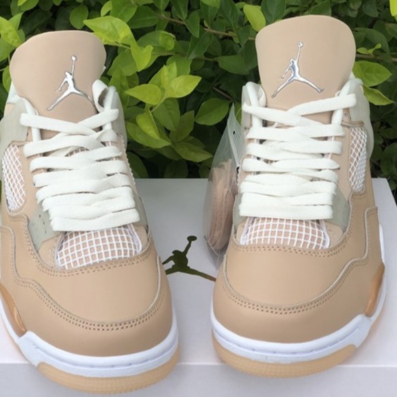 Air Jordan 4 Retro 'Shimmer' - Picture 4 of 5